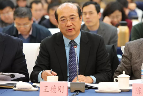 堅定信心，凝心聚力，共克時艱 ——關(guān)于旅游行業(yè)應(yīng)對疫情影響的思考